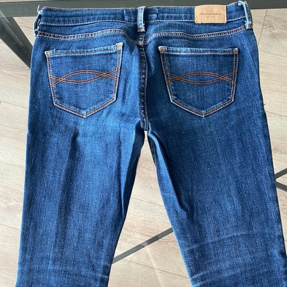 Low-Rise Jeans - Picture 3 of 3